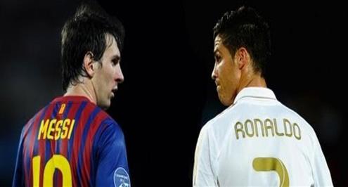 بالفيديو.. رونالدو وميسي.. المنافسة مستمرة حتى "الكباري" 